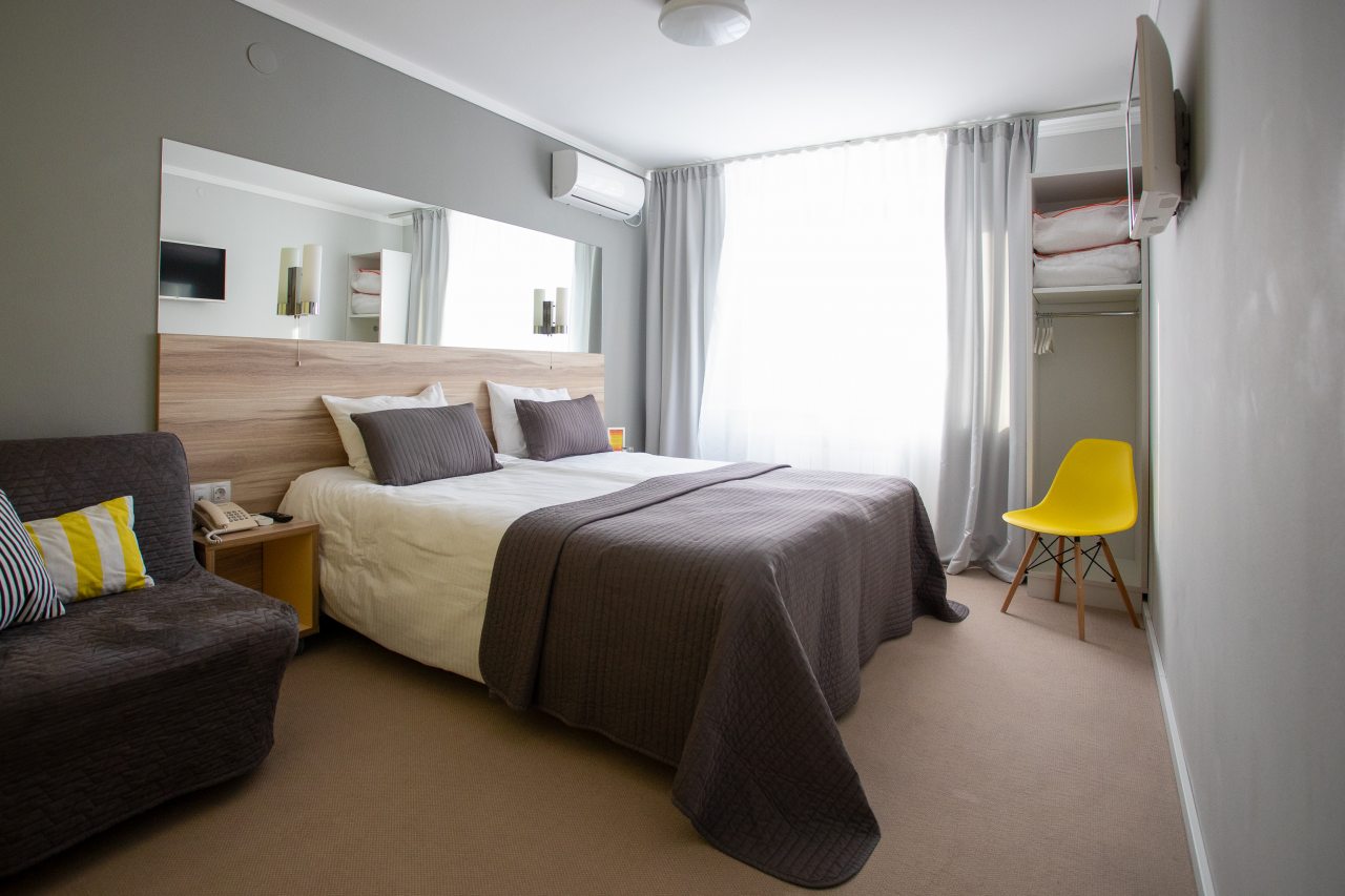 Трехместный (Комната 18 м2), Апартаменты Dom 55