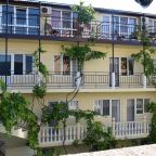 фасад здания гостевого дома.