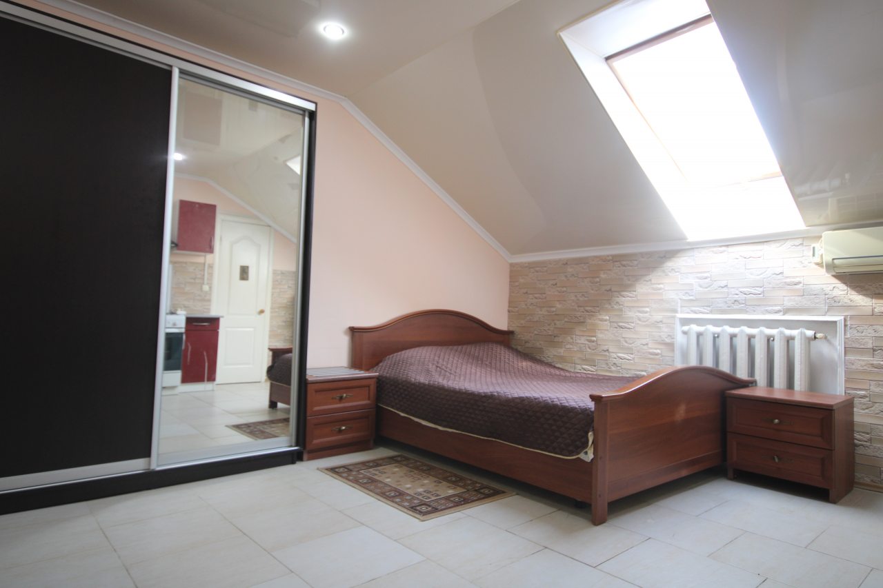 Студио на  третьем этаже