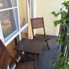 Апартаменты в двух уровнях балкон