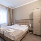 Двухместный (Номер с 1 кроватью или 2 отдельными кроватями с балконом и красивым видом на горы), Отель Олимп