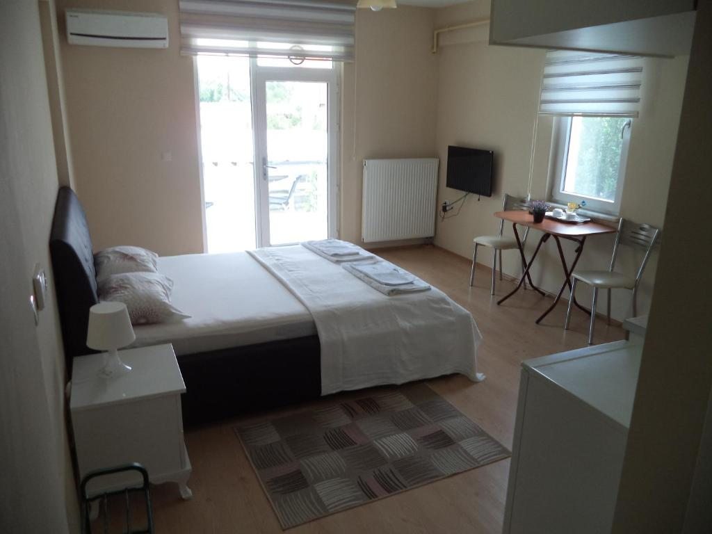 Апартаменты (Роскошные апартаменты с мини-кухней (для 2 взрослых)) апарт-отеля Karaagac Green Apart, Эдирне