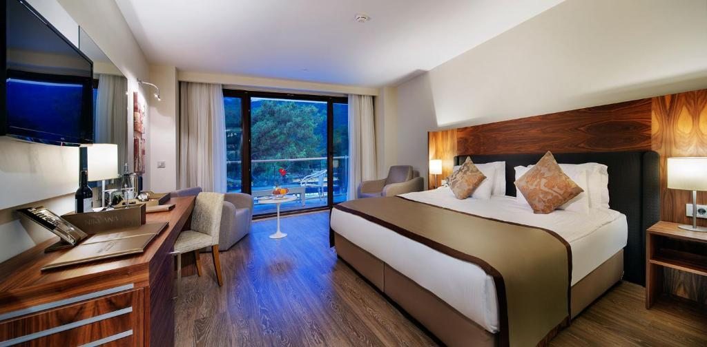 Семейный (Семейный номер для 3 взрослых и 2 детей в возрасте до 11 лет) курортного отеля Nirvana Lagoon Villas Suites & Spa, Бельдиби