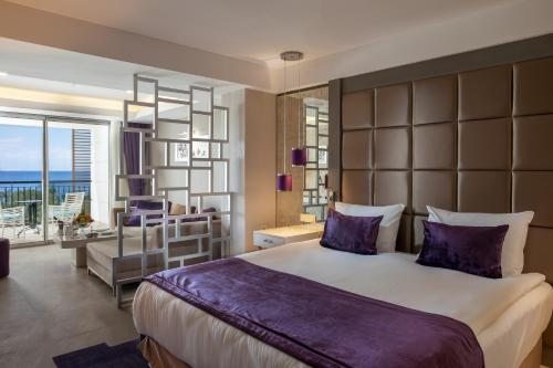Двухместный (Двухместный номер Делюкс с 1 кроватью и видом на море) курортного отеля Rixos Beldibi, Бельдиби