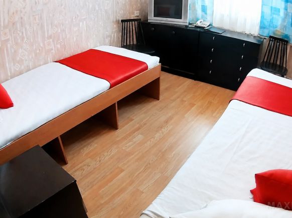 Гостиница Maxrooms Волга Hollywood