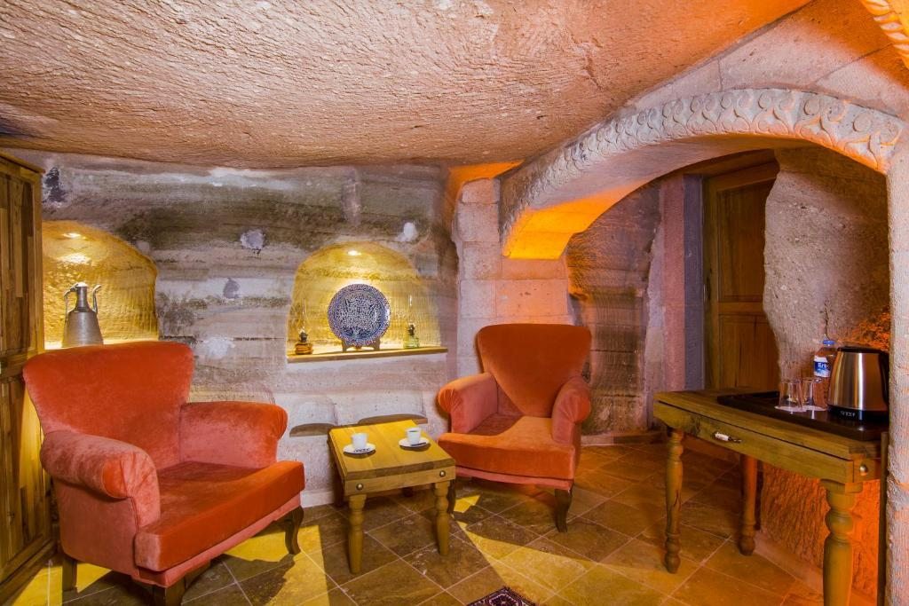 Двухместный (Стандартный номер «Пещера» с 2 отдельными кроватями) отеля Caldera Hotel, Учхисар