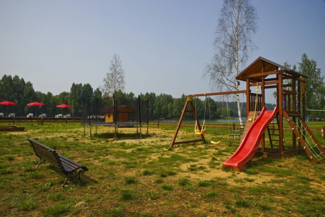 Детская игровая площадка, База отдыха Лесной берег