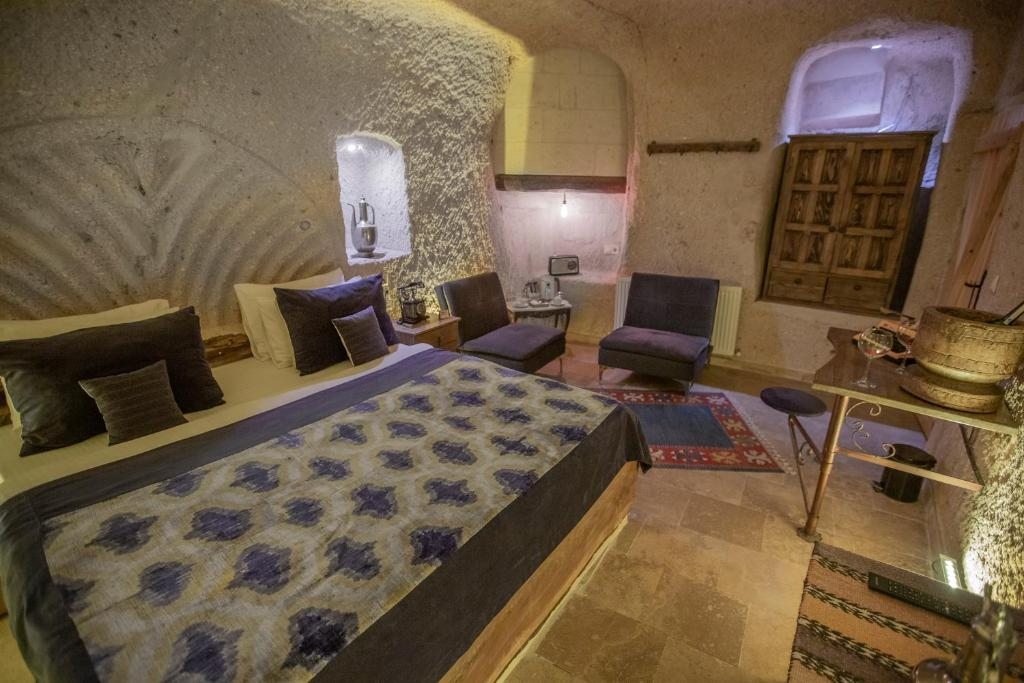 Сьюит (Люкс в пещере с гидромассажной ванной и турецкой баней), Wish Cappadocia