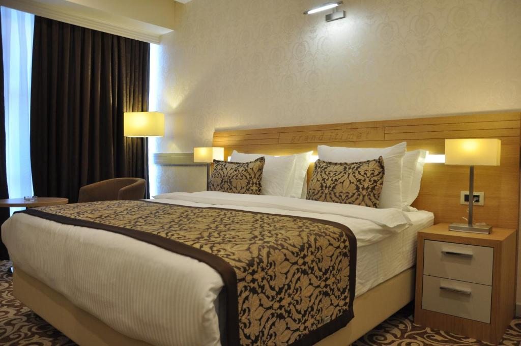 Двухместный (Двухместный номер Делюкс с 1 кроватью) отеля Grand İtimat, Денизли