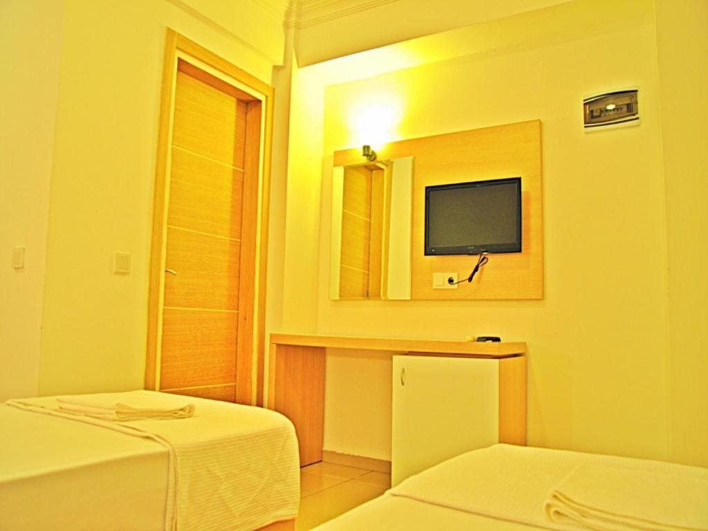 Двухместный (Двухместный номер эконом-класса с 1 кроватью или 2 отдельными кроватями) отеля Bodrum Oscar Hotel, Торба