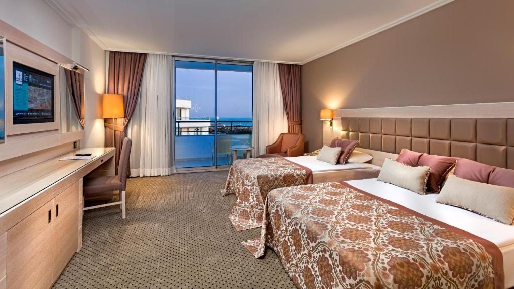 Двухместный (Стандартный двухместный номер с 1 кроватью) курортного отеля Miracle Resort, Лара