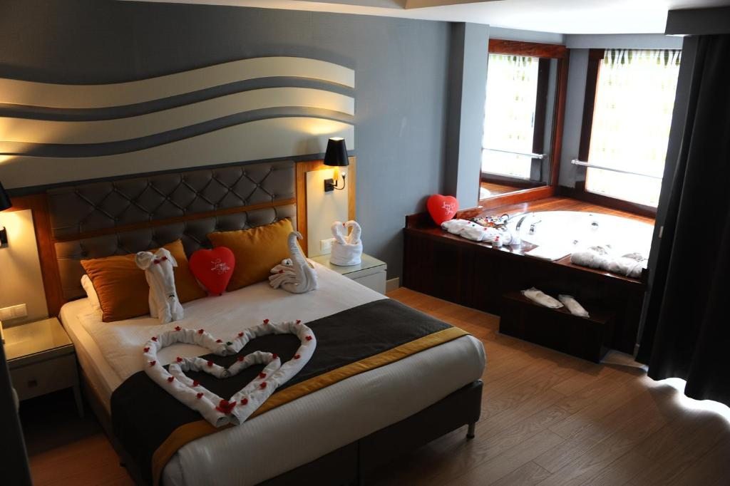 Двухместный (Двухместный номер с 1 кроватью и гидромассажной ванной) отеля Saturn Palace Resort, Лара