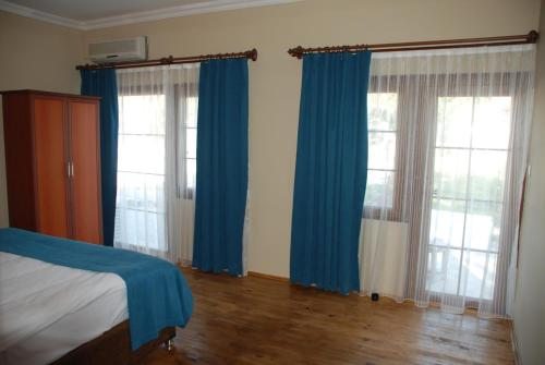 Двухместный (Стандартный двухместный номер с 1 кроватью и видом на бассейн) отеля Iz Butik Hotel, Каякей