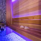 Люкс (РОСКОШЬ 2.0 С САУНОЙ И ДЖАКУЗИ), Апартаменты Домотелли на Пионерской