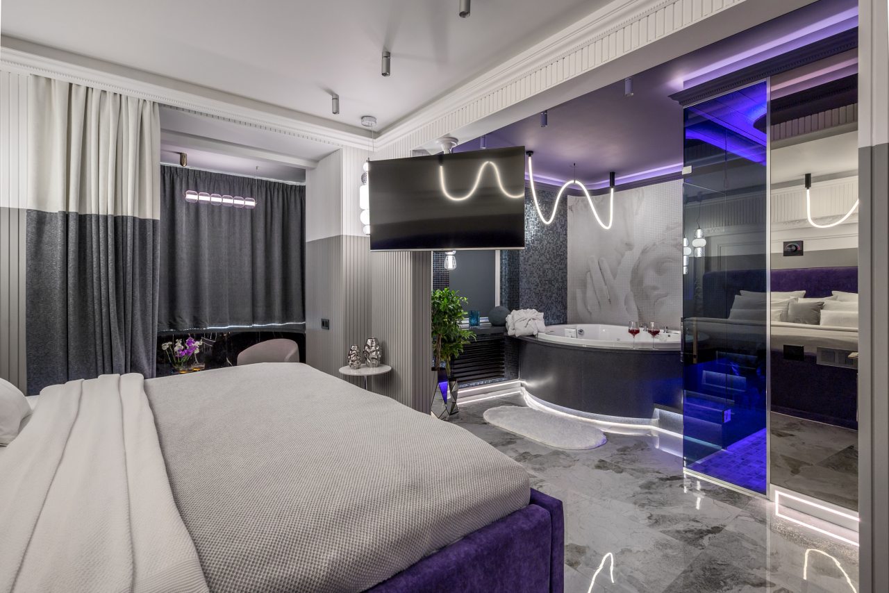 Люкс (РОСКОШЬ 2.0 С САУНОЙ И ДЖАКУЗИ), Апартаменты Домотелли на Пионерской