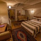 Сьюит (Люкс в пещере), Stone House Cave Hotel