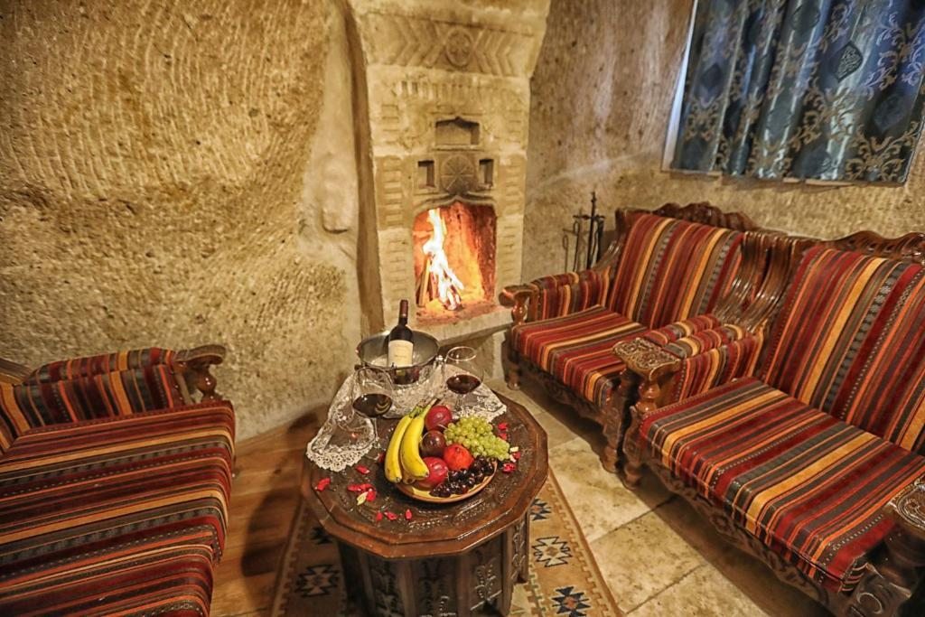 Трехместный (Трехместный номер Делюкс), Traveller's Cave Hotel