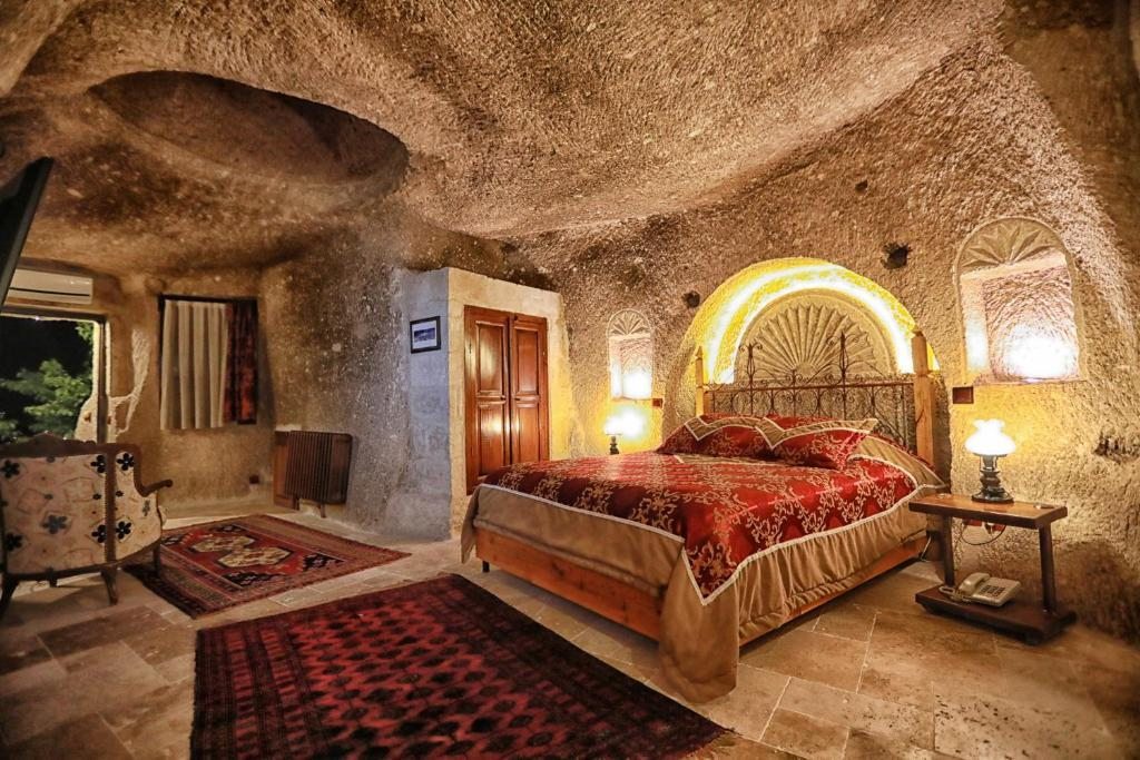 Сьюит (Полулюкс), Traveller's Cave Hotel