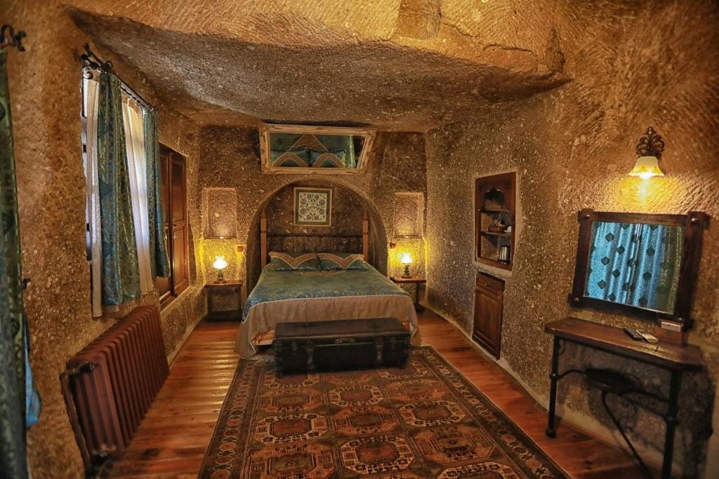 Сьюит (Полулюкс), Traveller's Cave Hotel