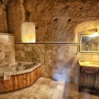 Двухместный (Двухместный номер Делюкс с 1 кроватью - Нижний этаж), Traveller's Cave Hotel