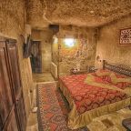 Двухместный (Двухместный номер Делюкс с 1 кроватью), Travellers Cave Pension