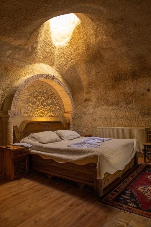 Сьюит (Номер в пещере с панорамным видом) отеля Arif Cave Hotel, Гереме