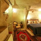 Двухместный (103 РОМАНТИЧЕСКИЙ НОМЕР «ПЕЩЕРА»), Bedrock Cave Hotel