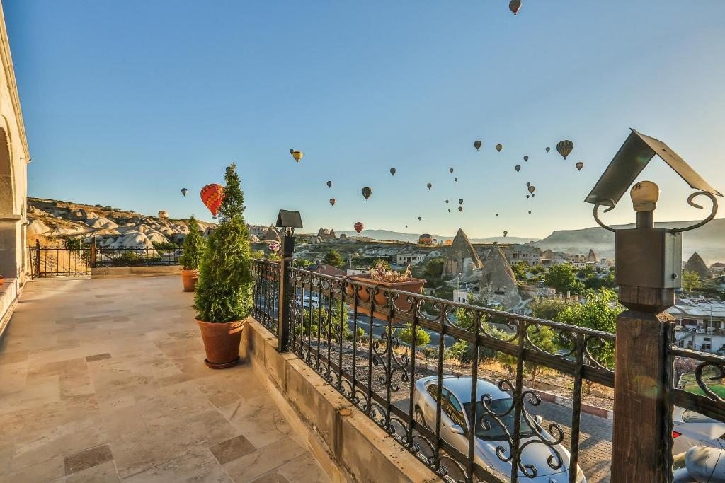 Двухместный (Каменный номер с кроватью размера «king-size» и панорамным видом) отеля Cappadocia Inn Hotel, Гереме