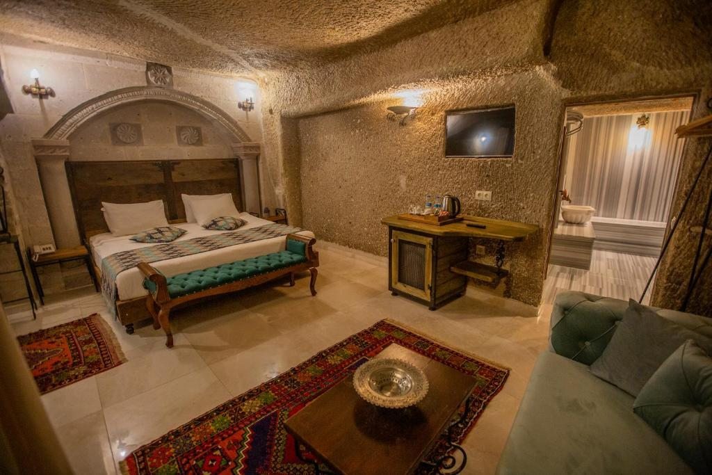 Трехместный (Трехместный номер Делюкс) отеля Divan Cave House, Гереме