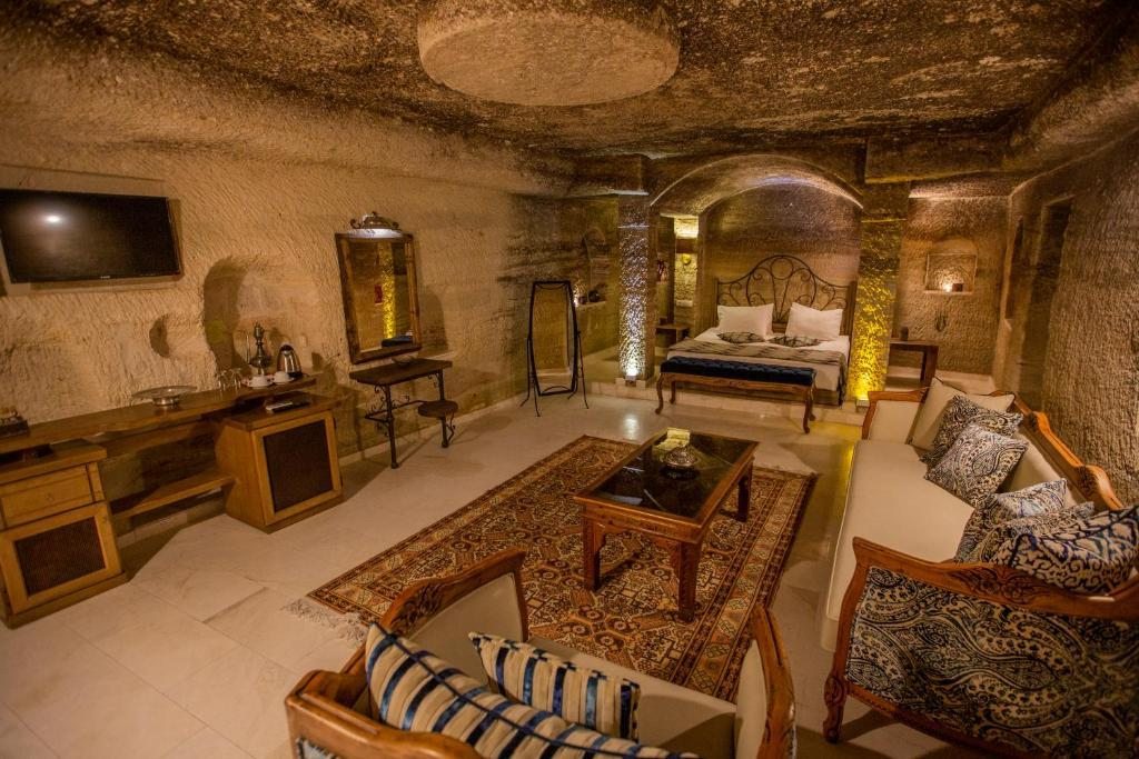 Сьюит (Люкс с кроватью размера «king-size») отеля Divan Cave House, Гереме