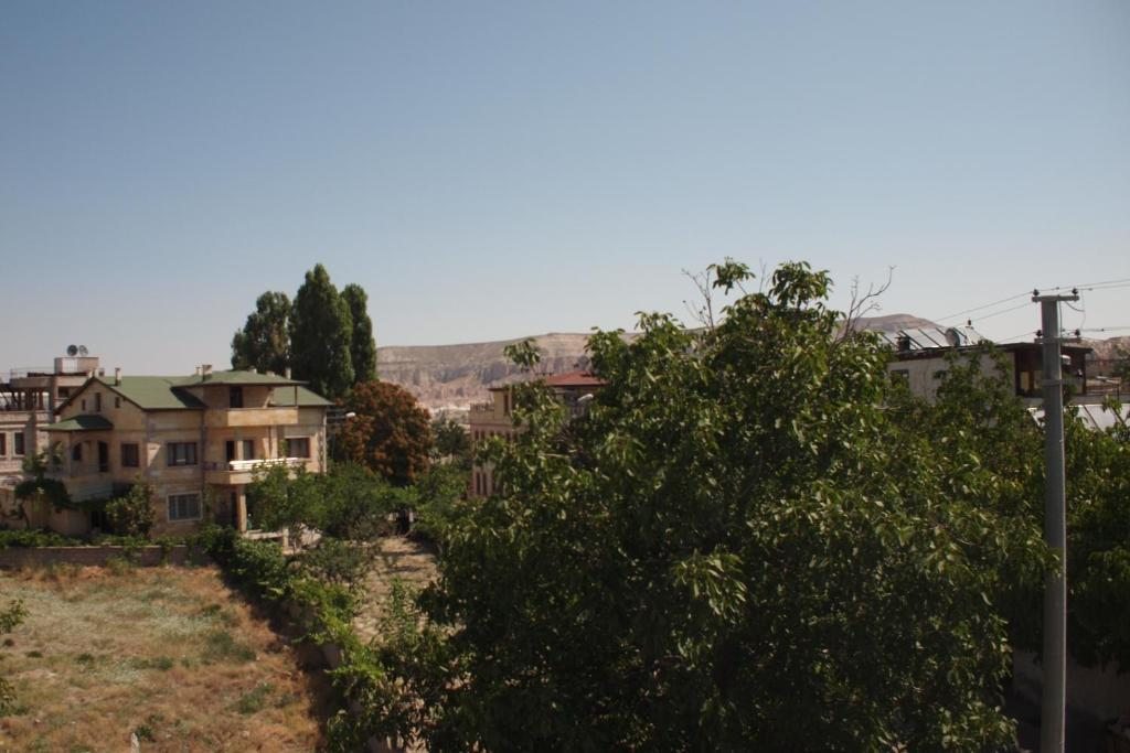 Четырехместный (Четырехместный номер), Emre's Stone House