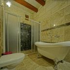 Двухместный (Двухместный номер Делюкс с 1 кроватью (для 2 взрослых и 1 ребенка)), Goreme Valley Cave House