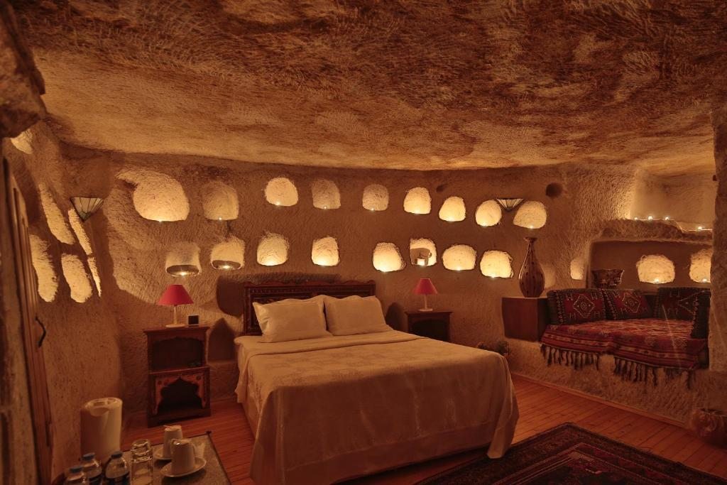Сьюит (Люкс «Пещера» 119 для влюбленных (без окна)) отеля Göreme Ascension Cave Suites, Гереме