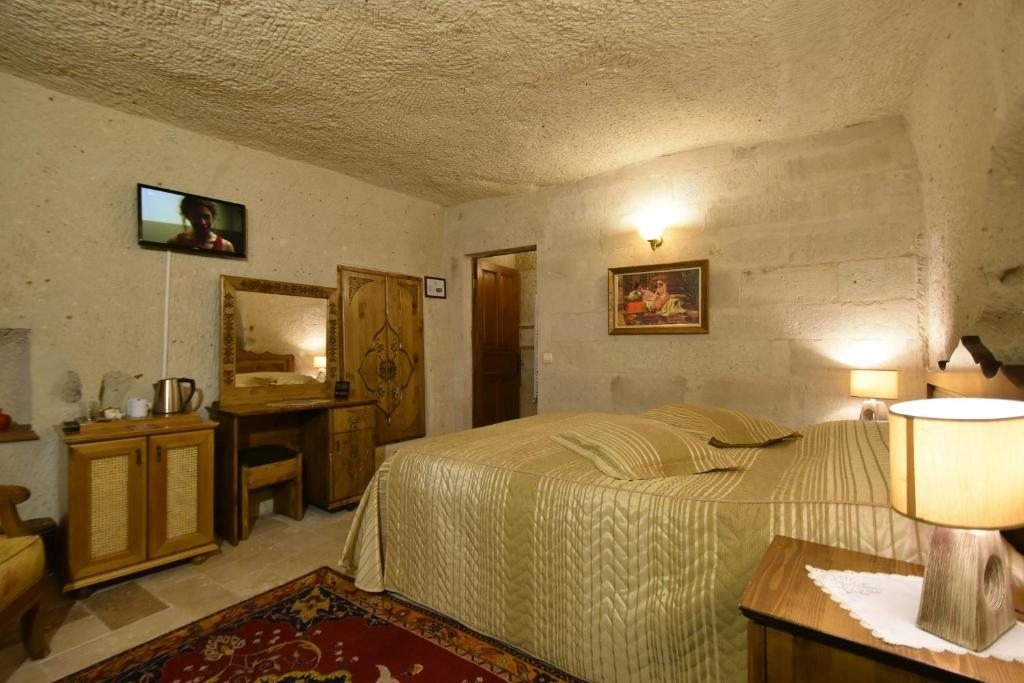 Двухместный (Улучшенный номер - В пещере) отеля Harman Cave Hotel, Гереме