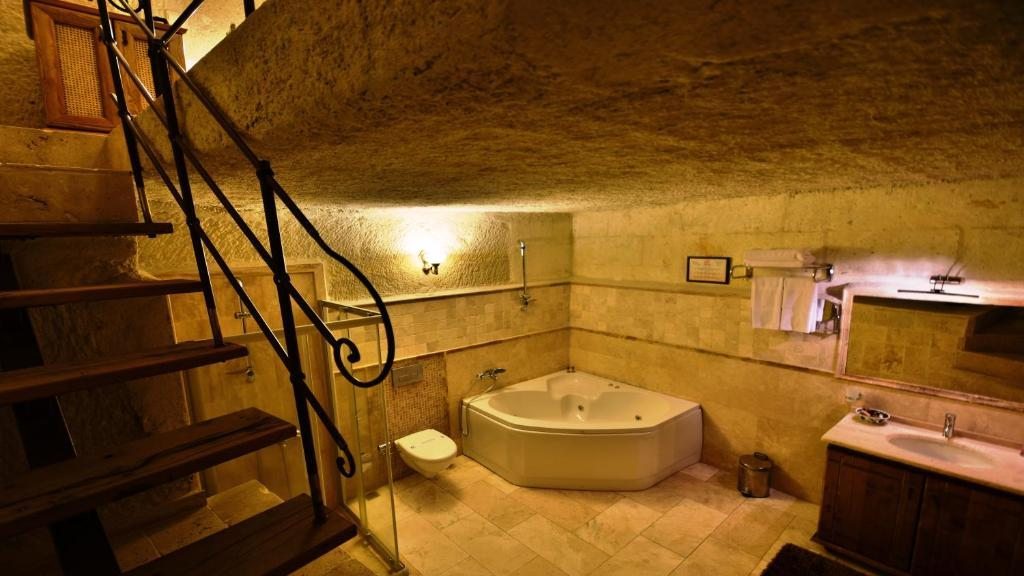 Двухместный (Каменный двухместный номер Делюкс с 1 кроватью), Harman Cave Hotel