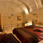 Двухместный (Каменный двухместный номер Делюкс с 1 кроватью), Harman Cave Hotel