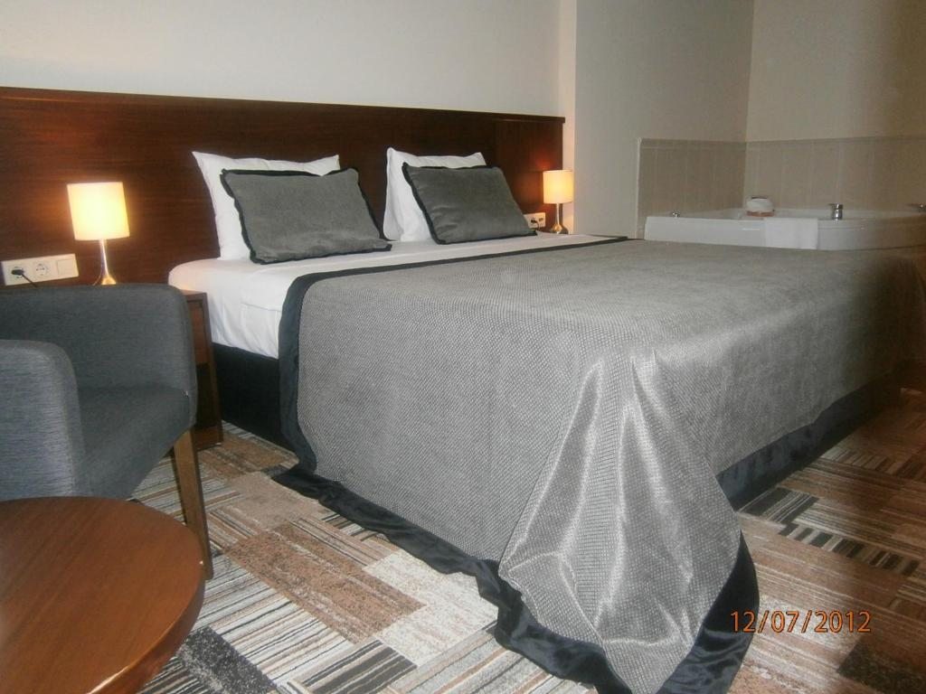 Двухместный (Улучшенный номер с Джакузи) отеля Tiara Thermal & SPA, Бурса