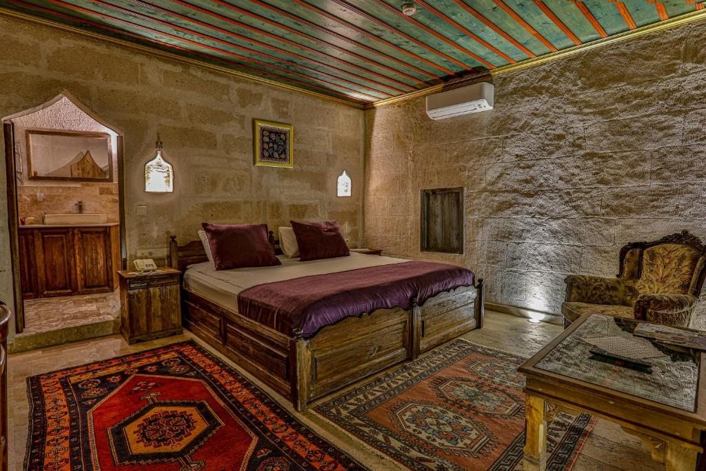 Двухместный (Улучшенный двухместный номер Stone с 1 кроватью) отеля Hidden Cave Hotel, Гереме