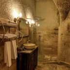 Двухместный (Улучшенный двухместный номер Arch с 1 кроватью), Hidden Cave Hotel