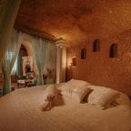 Двухместный (Люкс «Султан» в пещере), Holiday Cave Hotel