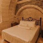 Двухместный (Двухместный номер с 1 кроватью Arch stone), Holiday Cave Hotel