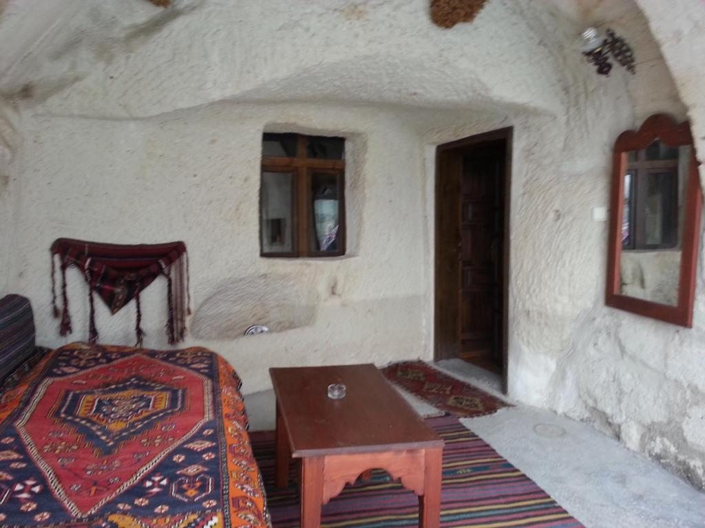 Семейный (Люкс "Фэмили Кейв") отеля Local Cave House Hotel, Гереме