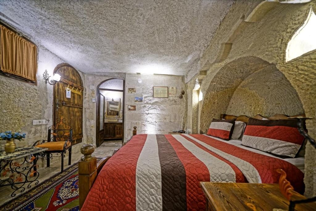Двухместный (Улучшенный номер - В пещере) отеля Maccan Cave Hotel, Гереме