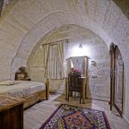 Трехместный (Номер Stone Arch), Maccan Cave Hotel