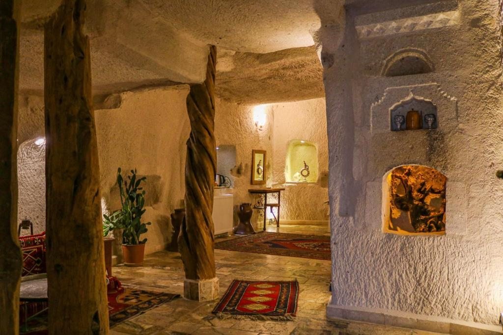 Двухместный (Большой двухместный номер с 1 кроватью) отеля Melek Cave Hotel, Гереме