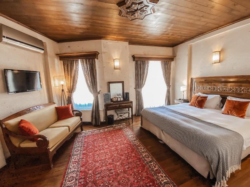 Двухместный (Двухместный номер Делюкс с 1 кроватью и видом на горы) отеля Osmanli Manor Hotel, Гереме