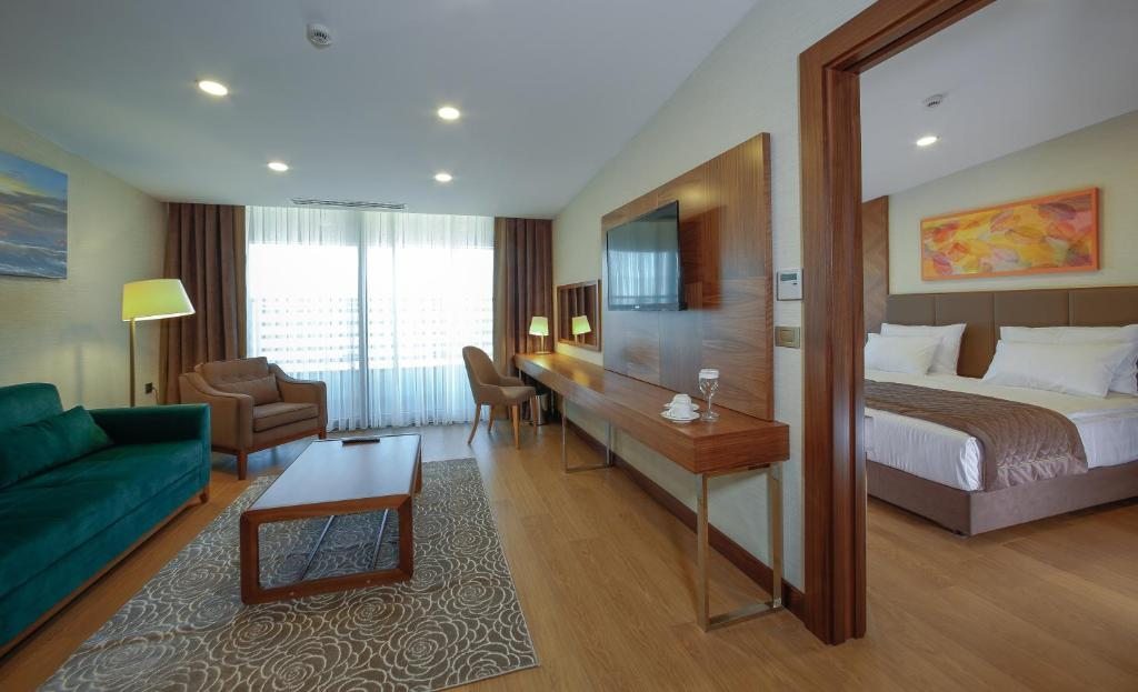 Сьюит (1 Double Bed Suite), Отель Ramada Bursa Cekirge