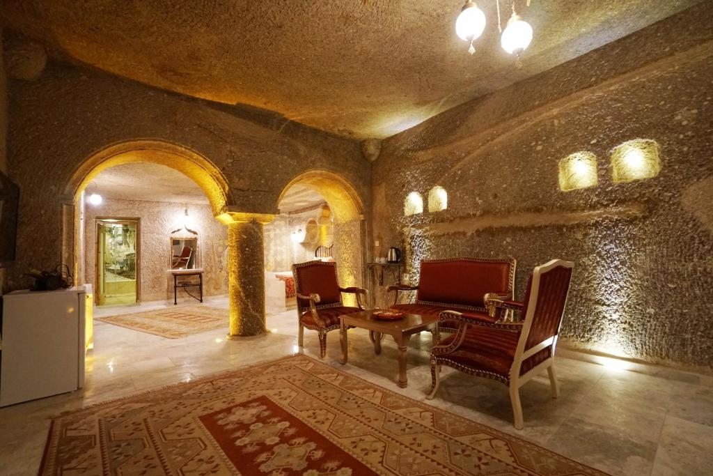 Сьюит (Суперлюкс с кроватью размера «queen-size»), Roma Cave Suite