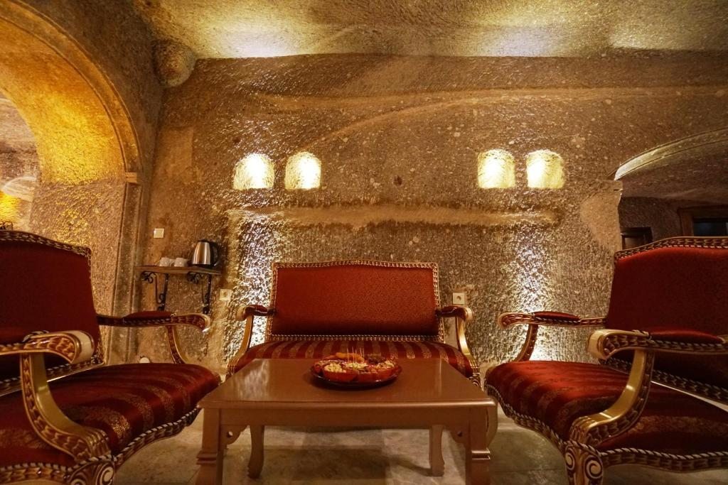 Сьюит (Суперлюкс с кроватью размера «queen-size»), Roma Cave Suite