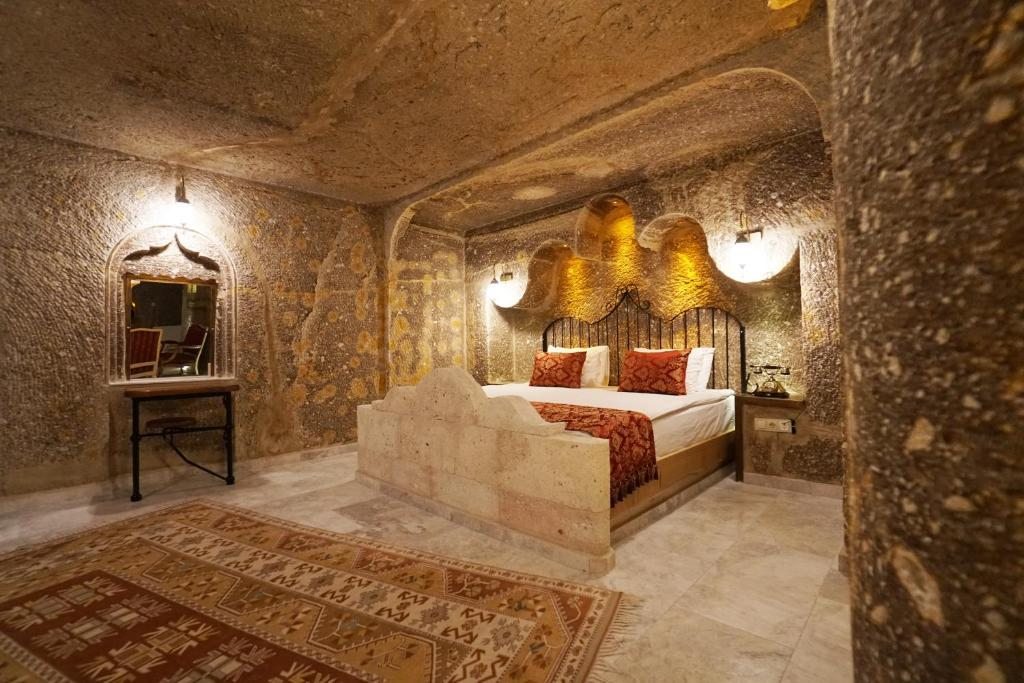 Сьюит (Суперлюкс с кроватью размера «queen-size»), Roma Cave Suite